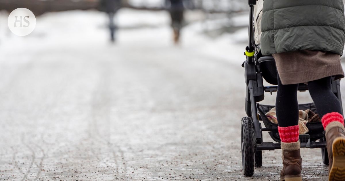 Saksalaismedia ihmettelee suomalaisvanhempien tapaa jättää vauvanvaununsa kaupan ulkopuolelle