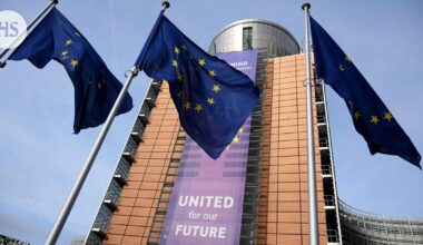 Reutersin lähteet: Komissio tekemässä aloitteen jäädytettyjen venäläisvarojen siirtämisestä Ukrainalle