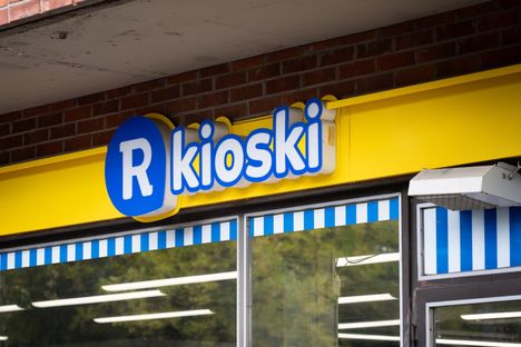 Etenkin moni pienellä paikkakunnalla asuva harmittelee R-kioskin sulkeutumista.