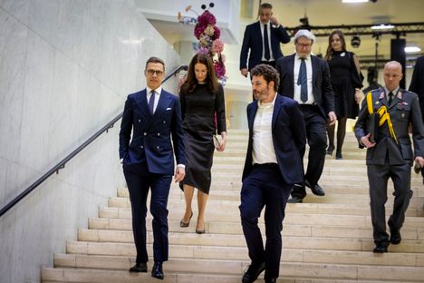 Stubb poistui vaimonsa Suzanne Innes-Stubbin kanssa Finlandia-talolta pian Stubbin esiintymisen jälkeen. Stubb ei antanut enää poistuessaan kommentteja.