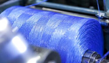 Tikkatauluista, naruista ja köysistä tunnettu outokumpulainen Piippo-yhtiö vetäytyy pörssistä | Talous