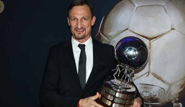 Sami Hyypiä sai Captain's Ball -palkinnon – ”Olen tunnollinen puurtaja” | Urheilua lyhyesti