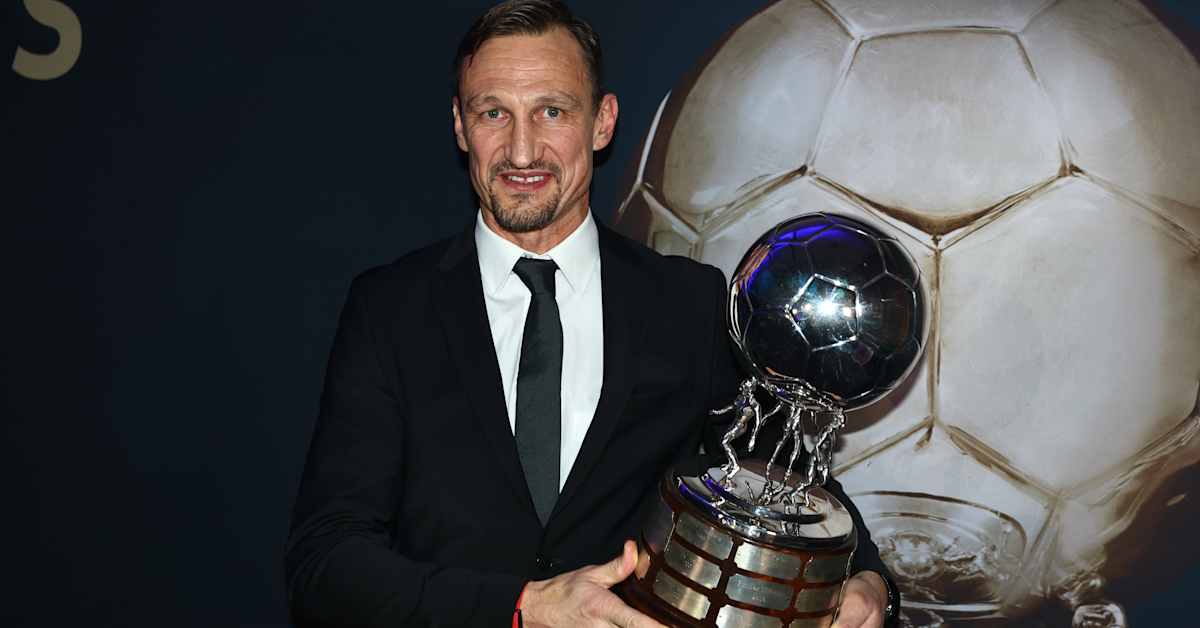 Sami Hyypiä sai Captain's Ball -palkinnon – ”Olen tunnollinen puurtaja” | Urheilua lyhyesti