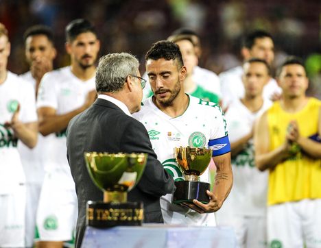 Ruschel pelasi jo reilut kahdeksan kuukautta onnettomuuden jälkeen harjoitusottelussa Barcelonan vieraana.