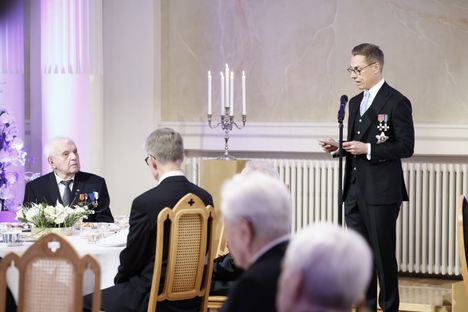 Presidentti Stubb veteraanien itsenäisyyspäiväjuhlassa tiistaina.