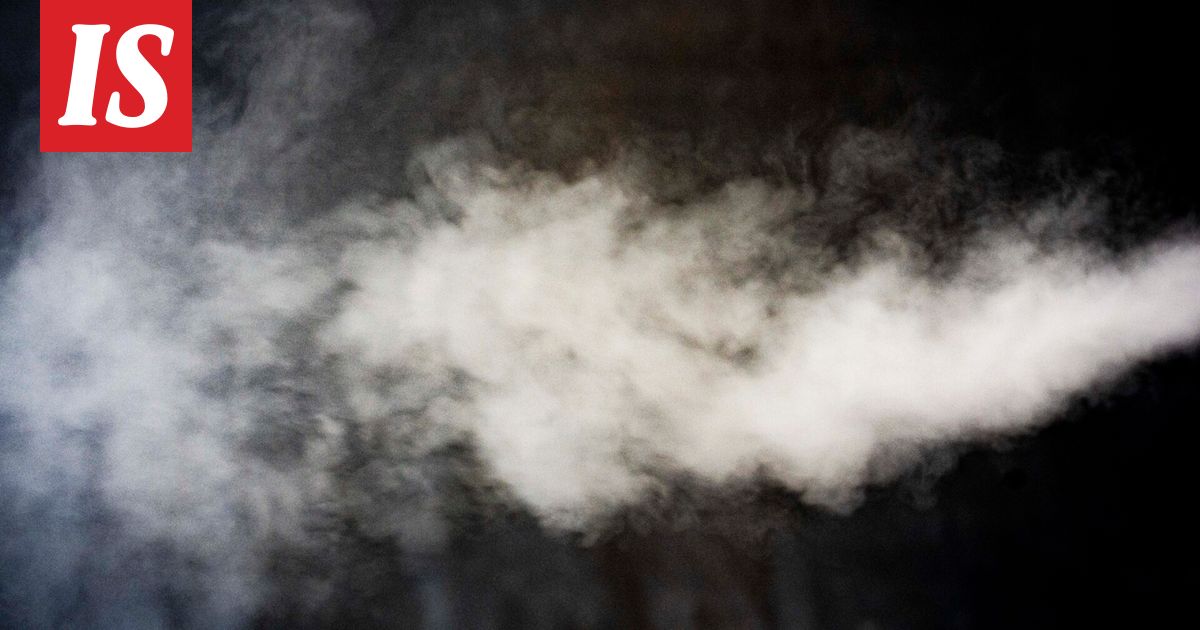 Alaikäiset tytöt saapuivat ostamaan vapea turkulaisella parkkipaikalla – ”myyjä” veti esiin jotain avain muuta