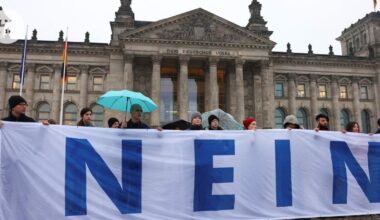 Saksan liittopäivät äänesti vapaaehtoisen asepalveluksen palauttamisesta täysi-ikäisille