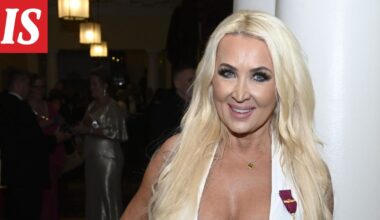 Susanna Penttilä ja Kaisa Liski räväyttivät juhla-asuillaan