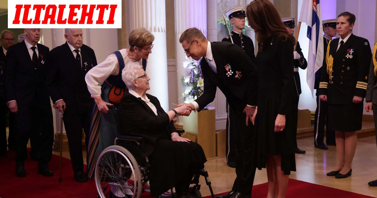 ”Minä menen nyt”, sanoi Mirja, 18, ja lähti sota-alueelle – 82 vuotta myöhemmin hän katseli, kun Alexander Stubb ”mennä lepatteli”