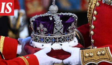 Kruununjalokivet jälkiruokahyökkäyksen kohteena Lontoossa – neljä pidätetty