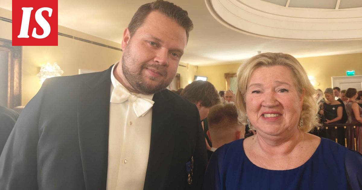 Daniel Ståhl saapui Linnan juhliin äitinsä kanssa: ”Tanssitaan!”