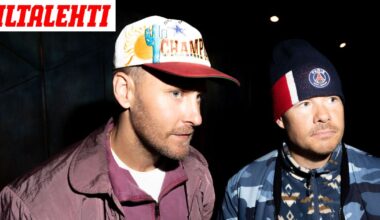 Linnan juhlien esiintyjän asun yksityiskohta kummastuttaa