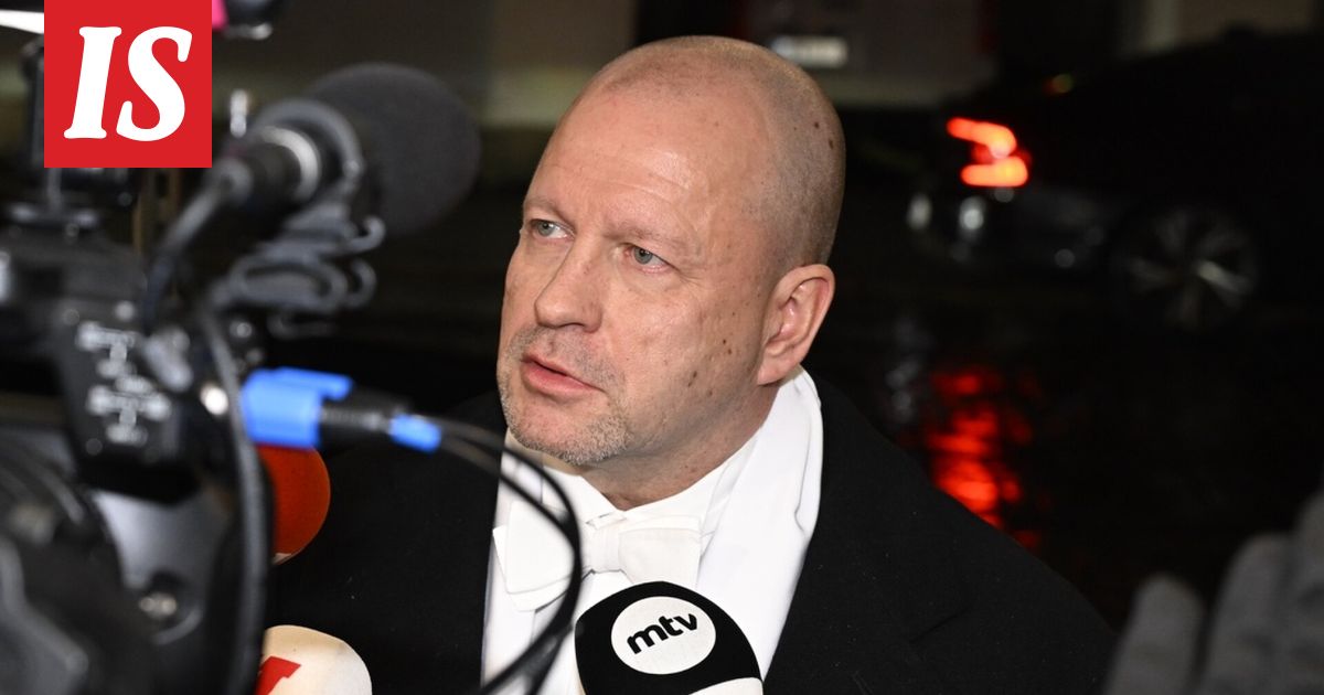 Timo Vornanen saapui Linnan juhliin