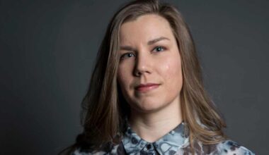 Laura Hallamaan kolumni: Näitä asioita ruuhkavuosimutsi toivoo Joulupukilta – ja puhuu samalla suunsa puhtaaksi | Kolumnit