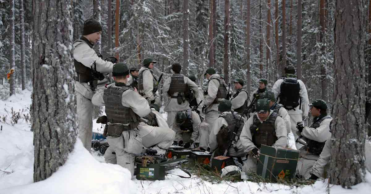 Ruotsi aikoo varastoida sotilaskalustoa myös Suomeen – pieni pysyvä esikunta Rovaniemelle | Lappi