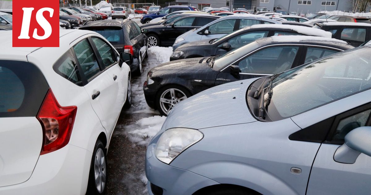 Suomalaiset vaihtavat autoja tiuhaan: Uusi tutkimus