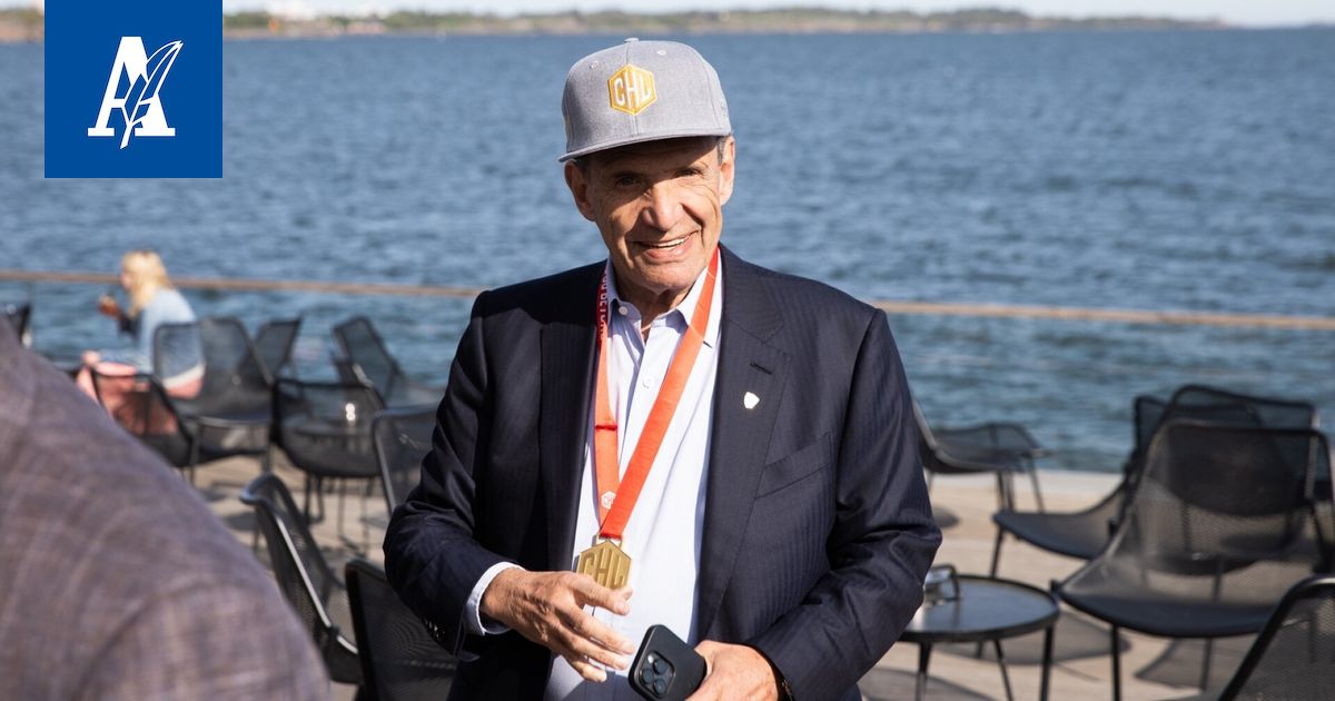 IL: Tapparan suurin omistaja antoi harvinaisen haastattelun ja ylisti Aleksander Barkovia: ”Ihana mies”