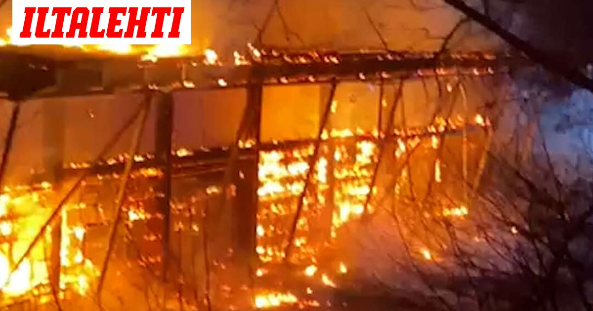 Hakan kotikenttä ilmiliekeissä Valkeakoskella: "Taivaalla asti näkyi liekit"