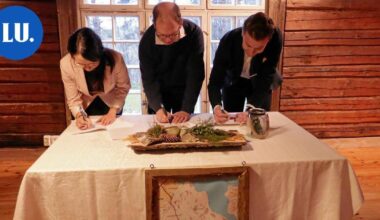 Ympäristö | Kauppakirja allekirjoitettu: 78 hehtaarin luonnonsuojelualue Pääkslahteen Vihtiin | Paikalliset