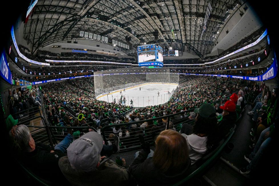 Dallas Starsin NHL-peliin ilmaislipun saivat Eva Biaudét, Vilhelm Junnila, Antti Kaikkonen, Pia Kauma, Kimmo Kiljunen, Johannes Koskinen ja Sofia Vikman. He saivat myös Dallasin pelipaidat.