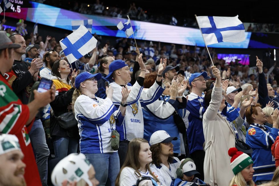 Kun Tampereella pelattiin jääkiekon MM-kisoissa, vain neljä kansanedustajaa on kertonut olleensa kutsulipulla paikan päällä: Pauli Kiuru, Riikka Purra, Ville Tavio ja Sofia Vikman.