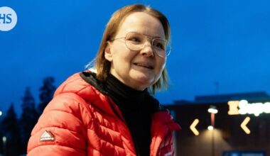 Yksi Tunnin junan pysäkki voisi tulla Veikkolaan, ja se herättää asukkaissa ristiriitaisia tunteita