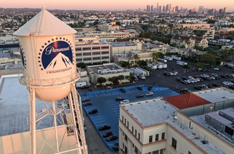 Paramountin logo kuvattuna vesitornissa yhtiön studiolla Los Angelesissa.