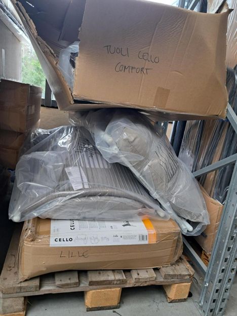 Varas vaihtoi pytyn halvemman tuotteen pahvilaatikkoon.