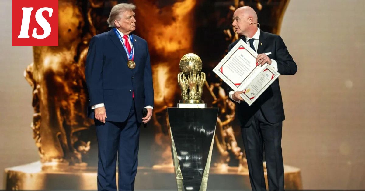 Donald Trumpin ja Gianni Infantinon suhteesta tehtiin valitus