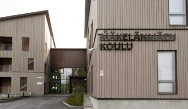 Opettaja sai potkut Wilma-tietojen katselusta Muuramessa – 53 työtoveria vaatii irtisanomisen peruuttamista | Kotimaa