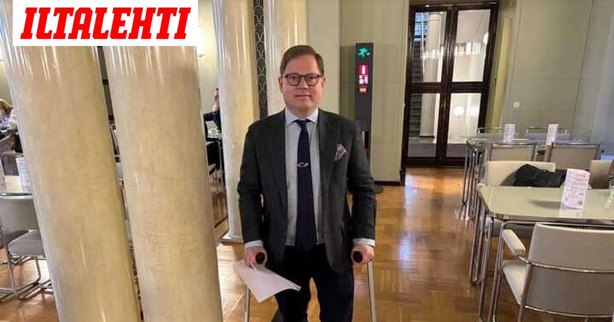 Kansanedustaja kanisteri­onnettomuudessa