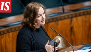 Eduskunnassa värikäs istunto – kokoomus yllätti opposition, Krista Kiuru puhui yli 1,5 tuntia