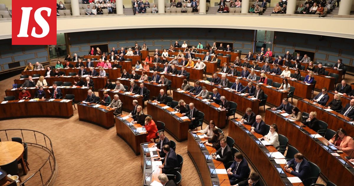 Eduskunta jakoi taas joululahjarahansa – tänne ne menivät