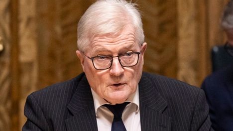 Ulkoasianvaliokunnan puheenjohtaja Johannes Koskinen sanoo, että keskustelujen avaaminen ei ole yksittäisen eikä pienen maan asia.