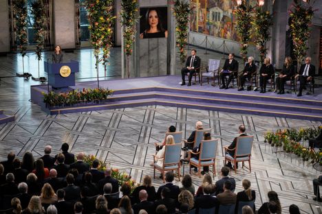 Ana Corina Sosa Machado, Nobelin rauhanpalkinnon saajan Maria Corina Machadon tytär, puhui vastaanotettuaan palkinnon äitinsä puolesta.