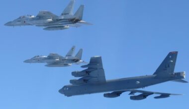 USA ja Japani mahtailivat hävittäjillään Kiinalle ja Venäjälle | Uutisia lyhyesti