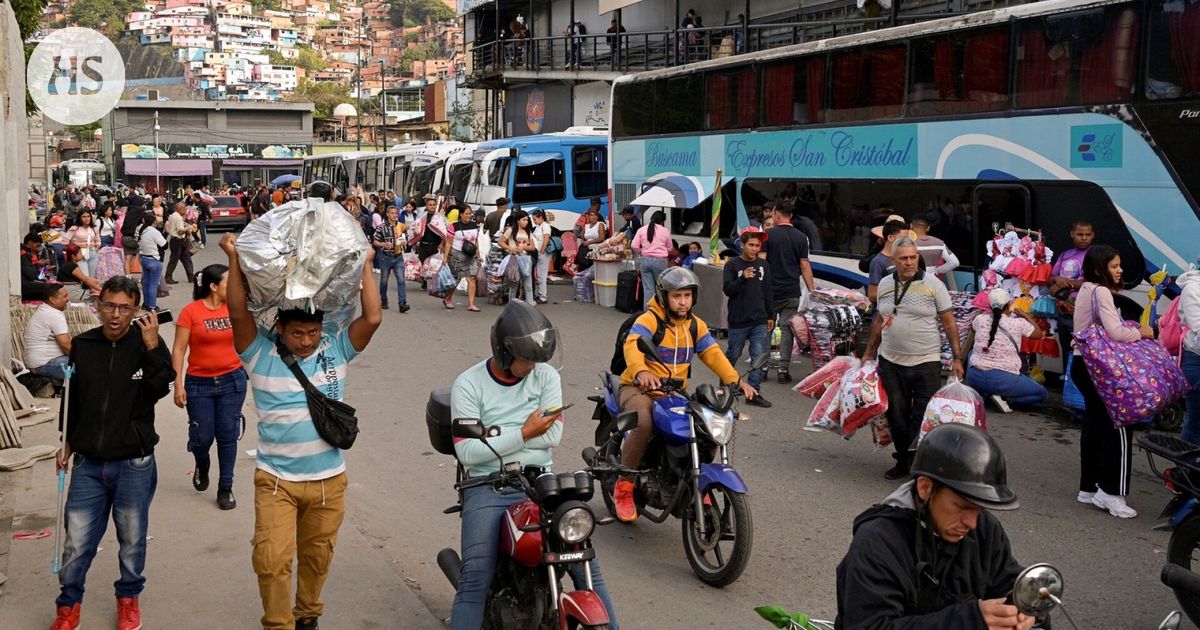 Venezuelalaiset kertovat HS:lle elämästään Yhdysvaltojen hyökkäysuhan alla
