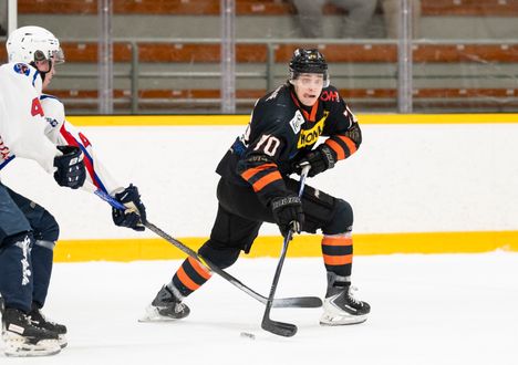 Leevi Selänne pelasi viidennen ottelunsa Haukkojen paidassa. Haukat kaatoi perjantaina Titaanit 6–2. Selänne jäi tällä kertaa pisteittä.