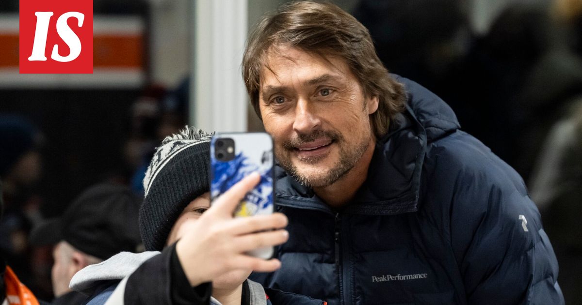 Teemu Selänne kehuu Leevi-poikaansa: ”Täytyy nostaa hattua”