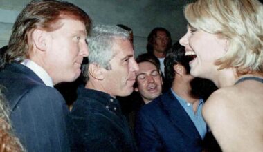 Analyysi: Tuoreet Epstein-kuvat jatkavat Trumpin painajaista | Ulkomaat