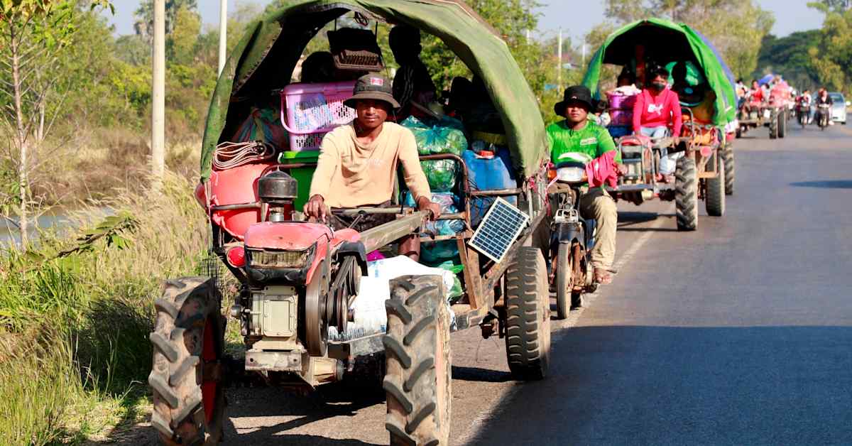Kambodža: Thaimaa jatkaa pommituksia Trumpin rauhanpuheista huolimatta | Uutisia lyhyesti