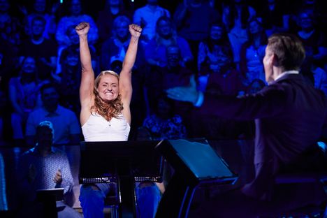 Näin riemukkaasti Nella Niva tuuletti Haluatko miljonääriksi? -jaksossa.