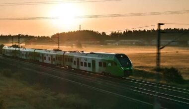 Leikkivaunut ja ravintolat saattavat kadota pohjoisen junista – tällainen kalusto voisi korvata pendolinot ja IC-junat | Kotimaa