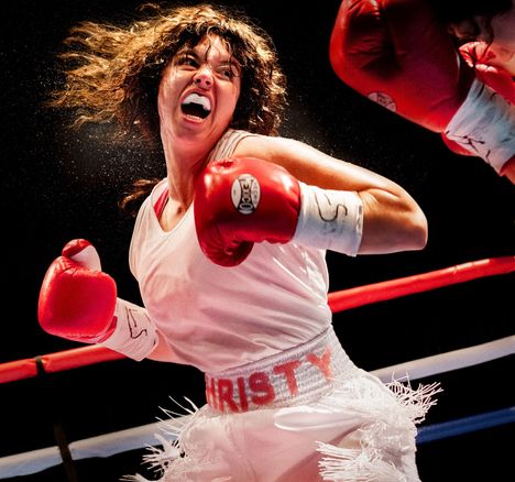 Sydney Sweeney esittää uudessa Christy-elokuvassa nyrkkeilytähti Christy Martinia.