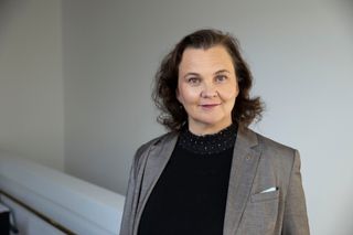 Vaasan yliopiston resilienssitutkimuksen työelämäprofessori Hanna Smith.