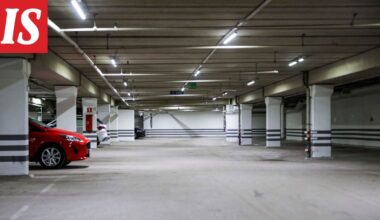 Leveät autot aiheuttavat ongelmia vanhoissa pysäköintitiloissa – ruudut käyvät ahtaiksi