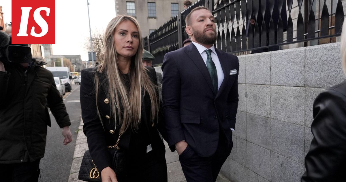 Kohuottelija Conor McGregor meni naimisiin