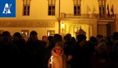 Budapestissa suur­mielenosoitus lasten hyväksikäytön takia