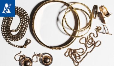 Tamperelainen kultaseppä tarjosi koruista 2 700 euroa – lopputulos oli täysin toinen, kun ne vei julkisuudesta tutulle firmalle