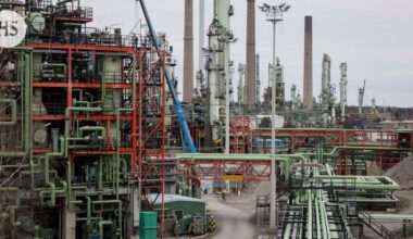 Neste löysää ilmastotavoitteitaan, koska ne vaatisivat liian isoja investointeja